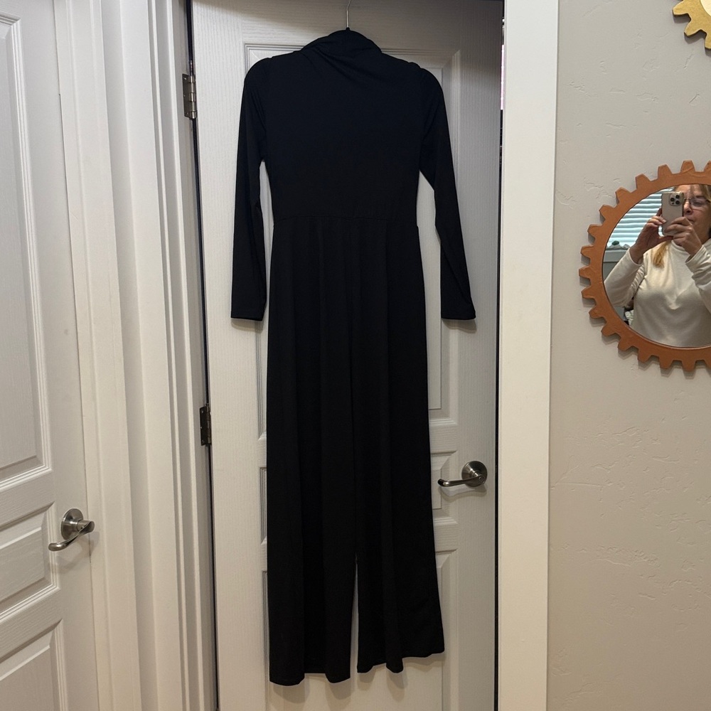 HALARA Classic Black Top - Picture 2 of 4